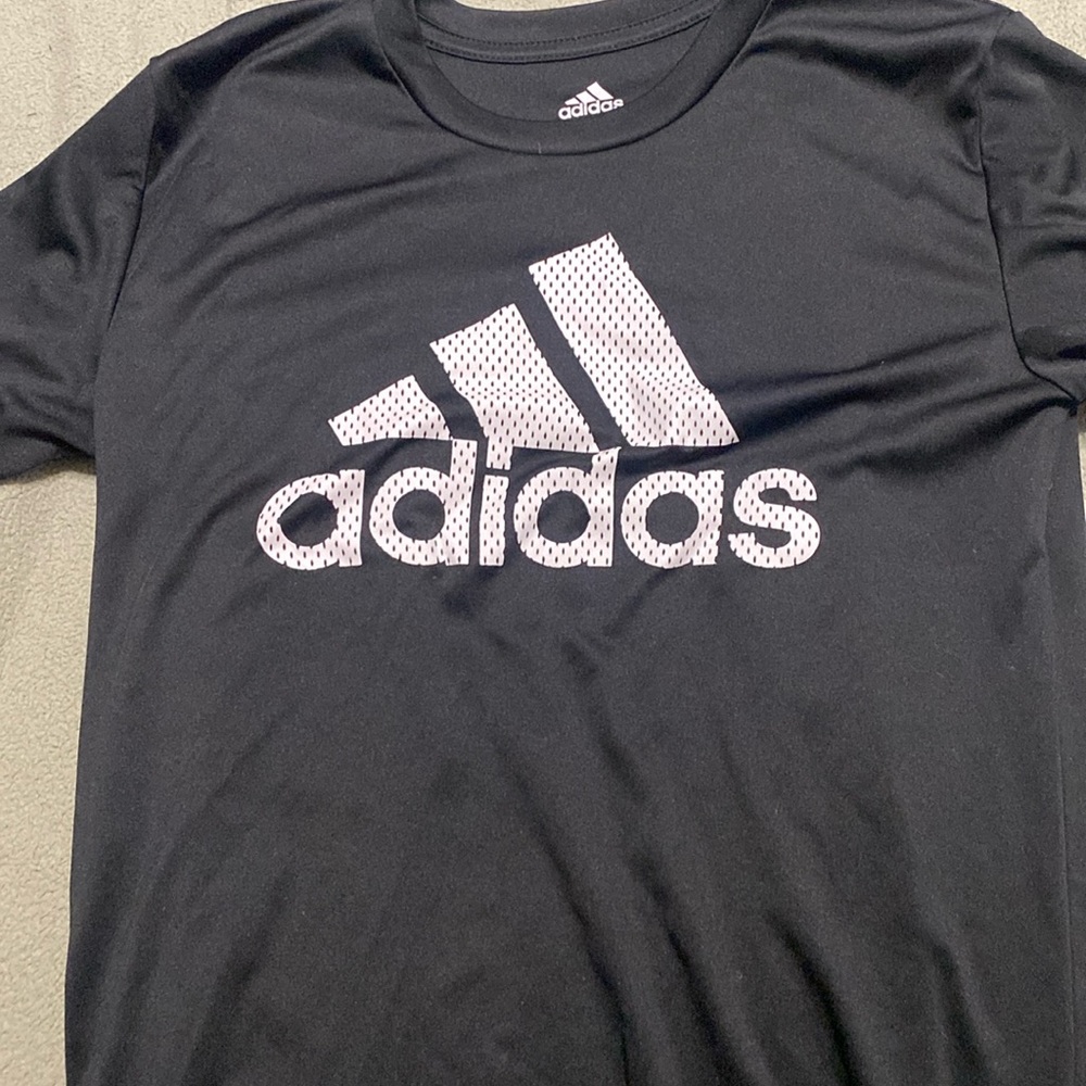 Boys 10/12 Adidas Short Sleeved T-shirt